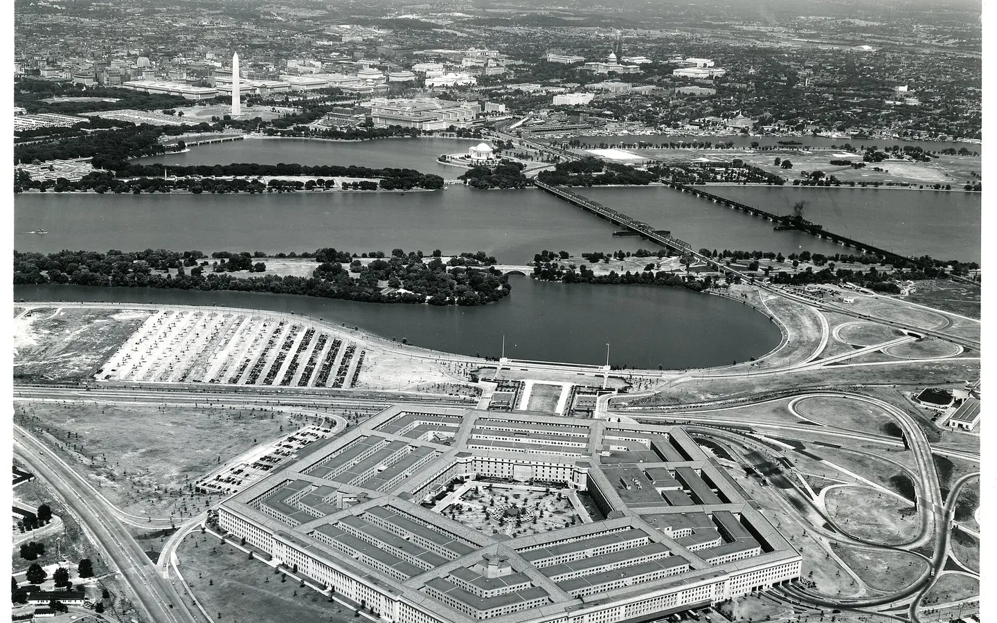 Aerial photograph of the Pentagon complex